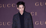 [포토]이수혁 '남다른 비율'