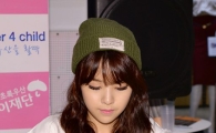 [포토]민아 '사인은 정성껏'