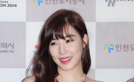 [포토]티파니, 노출패션에 삼촌팬 '흔들'