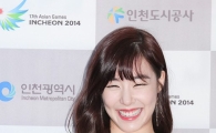 [포토]티파니 '깜찍하게 V'