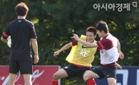 [포토] 이명주 '훈련은 즐겁게'