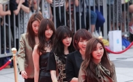 [포토]레드카펫 밟는 포미닛