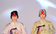 [포토]'한복의 美' 전하는 포미닛 권소현-허가윤
