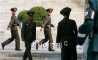 유엔사 북한군 시신 1구 북측에 인계