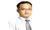 어느 여군의 죽음에 부쳐