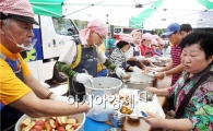 [포토]'사랑의 밥차’에서 식사하세요