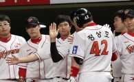 [포토] 최정 '나도 홈런을 치고 싶다!'