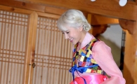 [포토]서인영, 한복 입고 신났네!