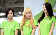 [포토]유아라-윤조-나라 '마라톤 뛰러 왔어요!'