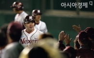 [포토] 1경기 3홈런 박병호 '자꾸 넘어가네~'