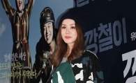 [포토]엄정화, 톡톡튀는 패션감각