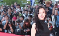 [포토]강한나, BIFF 밝히는 '아름다운 자태'