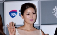 [포토]황금희, 과감하게 드러낸 '가슴라인'