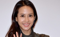 [포토]조여정 '깜찍한 손인사'