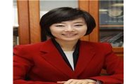 조윤선 여가부 장관, 여성 첫 정무수석 내정…박 대통령 당선때 대변인