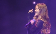 [포토]'스윙재즈' 도전한 아이유