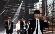 [포토]인수, "'Day By Day' 잘 보셨나요?"(스타24시)