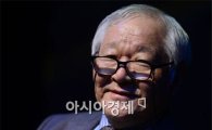 '연극 외길인생 60년' 임영웅 연출가, 금관문화훈장 수상