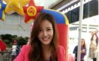 김지민, 사인회 도중 깜짝 선행…남다른 팬 사랑 '훈훈'