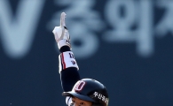 [포토] 최재훈 '역전 투런 홈런!'