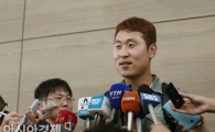 [포토] 질문에 답하는 윤석민