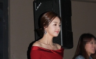 [포토]소이현, 여성미 강조한 레드 원피스