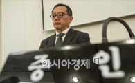 [포토]증인석에 앉은 전재국