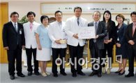 “14년간 모은 헌혈증 800장 기부” 화제