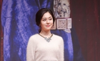 [포토]백진희, 짧아도 너무 짧은 치마