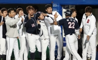 [포토] 홍성흔 '동점 홈인!'