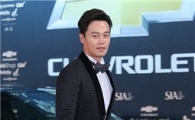 [포토]국민짐꾼 이서진, '저랑 여행가실래요?'
