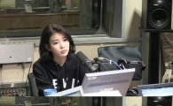 아이유 단발 변신…"3년동안 기르다 자르니 허전해"