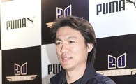 [포토]홍명보 '팬사인회 왔어요'