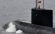 베트남 '대양의 블랙홀' 잠수함·해군력 증강박차…중국 견제용