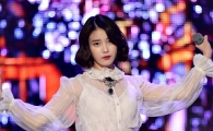 [포토]웃음 잃은 아이유