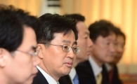 [포토]법안 처리 위해 장·차관 적극적으로 국회에 설명 부탁 