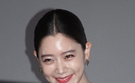 [포토]클라라, 김양 왔어요~ '아찔한 인사'