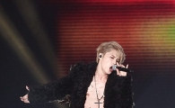 김재중, '록의 향연'… 서울의 밤을 수놓다(리뷰)