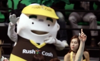 [포토] 첫 세트 따내고 기뻐하는 김홍정