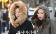 [포토]11월에 털모자 등장 