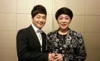 박현빈, 日 '엔카계의 대부' 미카와 켄이치와 친분 과시