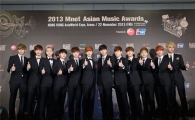 'MAMA' EXO, 올해의 앨범상 수상 "이 순간 즐기겠다"