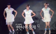[포토]천지-니엘-창조, 에이핑크로 변신!
