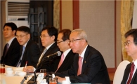 현 부총리 "내년, 회복 모멘텀 민간으로 확산되게 할 것"
