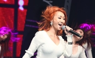 [포토]'쩍벌춤' 효린, 시선잡는 솔로무대