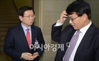 [포토]골치 아픈 윤상현 원내수석부대표