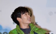 [포토]김수현, 많은 팬들에 '깜짝'