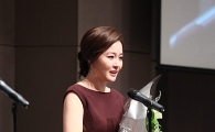 [포토]엄지원, 제33회 영평상 여우주연상 수상