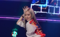 [포토]와썹 진주, 짧아도 너무 짧은 핫팬츠