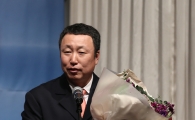 [포토] 차명석 코치 '지도자상 수상'